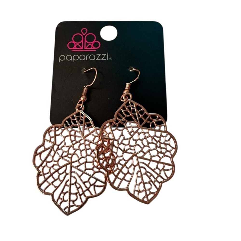 Paparazzi Women's Gold Filigree Leaf Earrings‎ Y2K Dangle Boho Glam Retro Drop